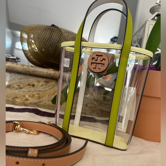 New Tory Burch BLAKE CLEAR MINI SHOPPER CLEAR - Picture 2 of 5